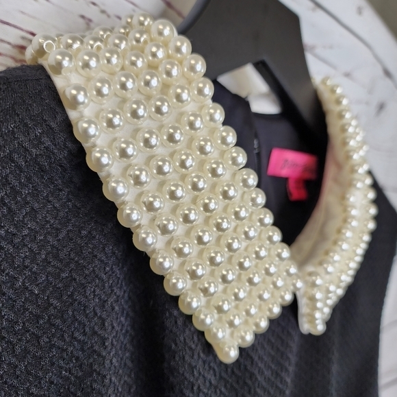 Betsey Johnson Pearl Collar Black Dress - Picture 4 of 9